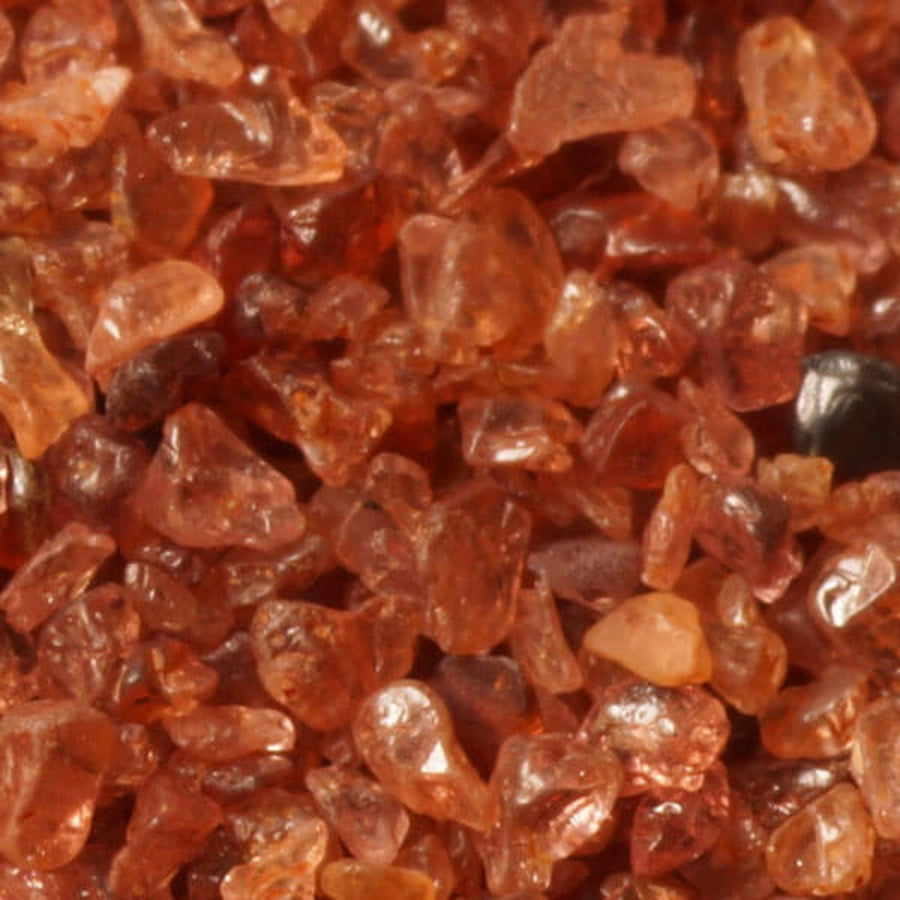 Cerablast garnet sand blasting medium, 0.06-1.00 mm (Mesh 200-20/40), quantity from 50-1,000 kg
