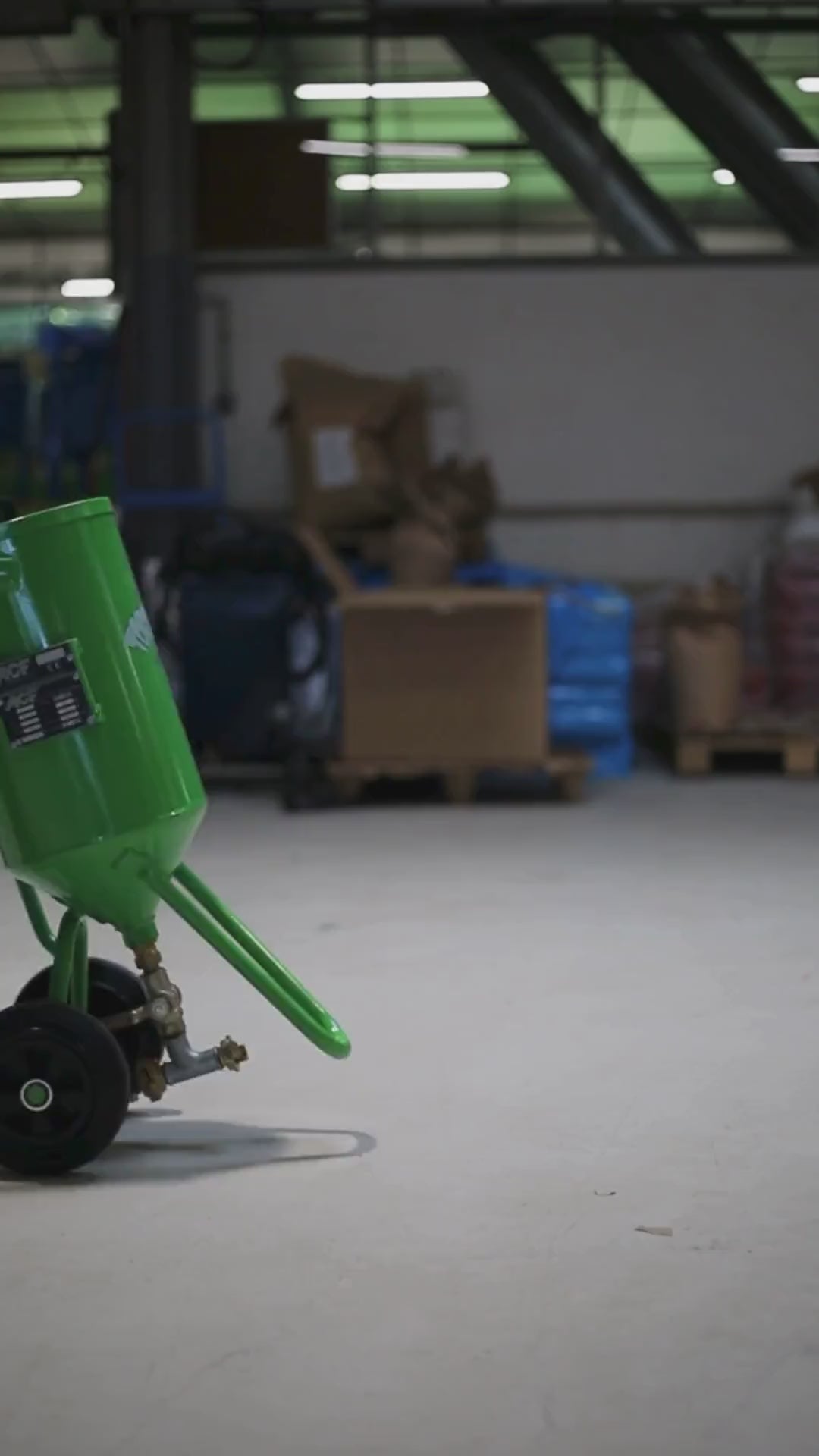 ACF Low Pressure Blasting Device Topolino, 18 Liter capacity, 0.5 to 7 bar blasting pressure, also available as a complete set with compressor